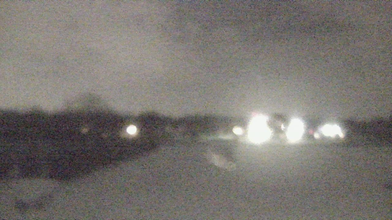 Thumbnail for current weather camera view from Shepard MS in Deerfield, Illinois