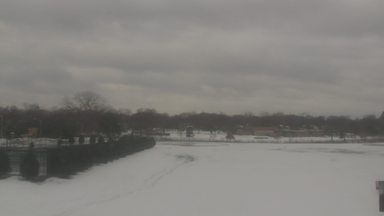 Thumbnail for current weather camera view from Shepard MS in Deerfield, Illinois