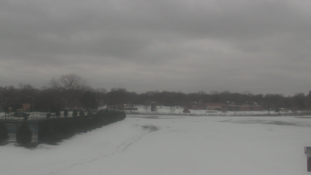 Thumbnail for current weather camera view from Shepard MS in Deerfield, Illinois