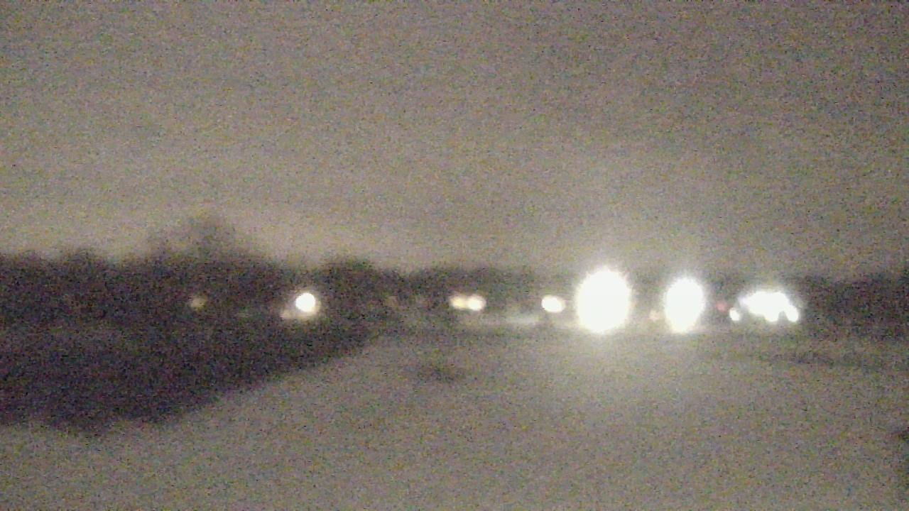 Thumbnail for current weather camera view from Shepard MS in Deerfield, Illinois