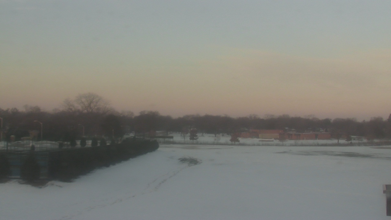 Thumbnail for current weather camera view from Shepard MS in Deerfield, Illinois