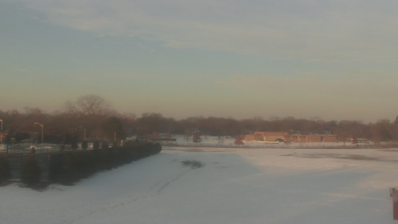 Thumbnail for current weather camera view from Shepard MS in Deerfield, Illinois