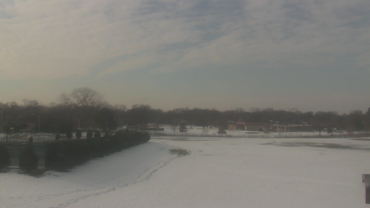 Thumbnail for current weather camera view from Shepard MS in Deerfield, Illinois