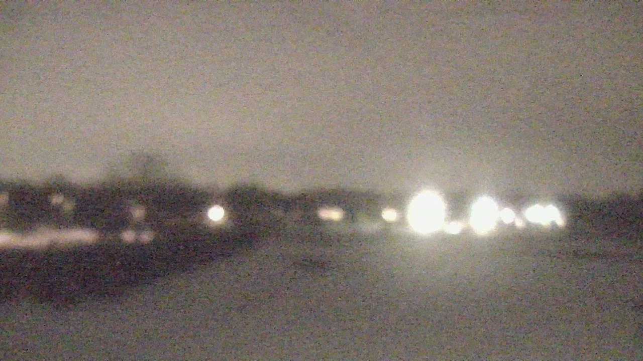 Thumbnail for current weather camera view from Shepard MS in Deerfield, Illinois