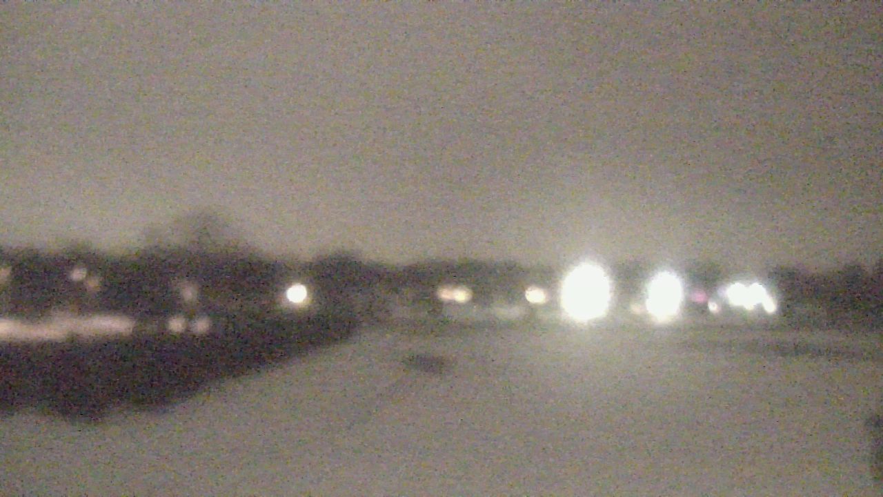 Thumbnail for current weather camera view from Shepard MS in Deerfield, Illinois