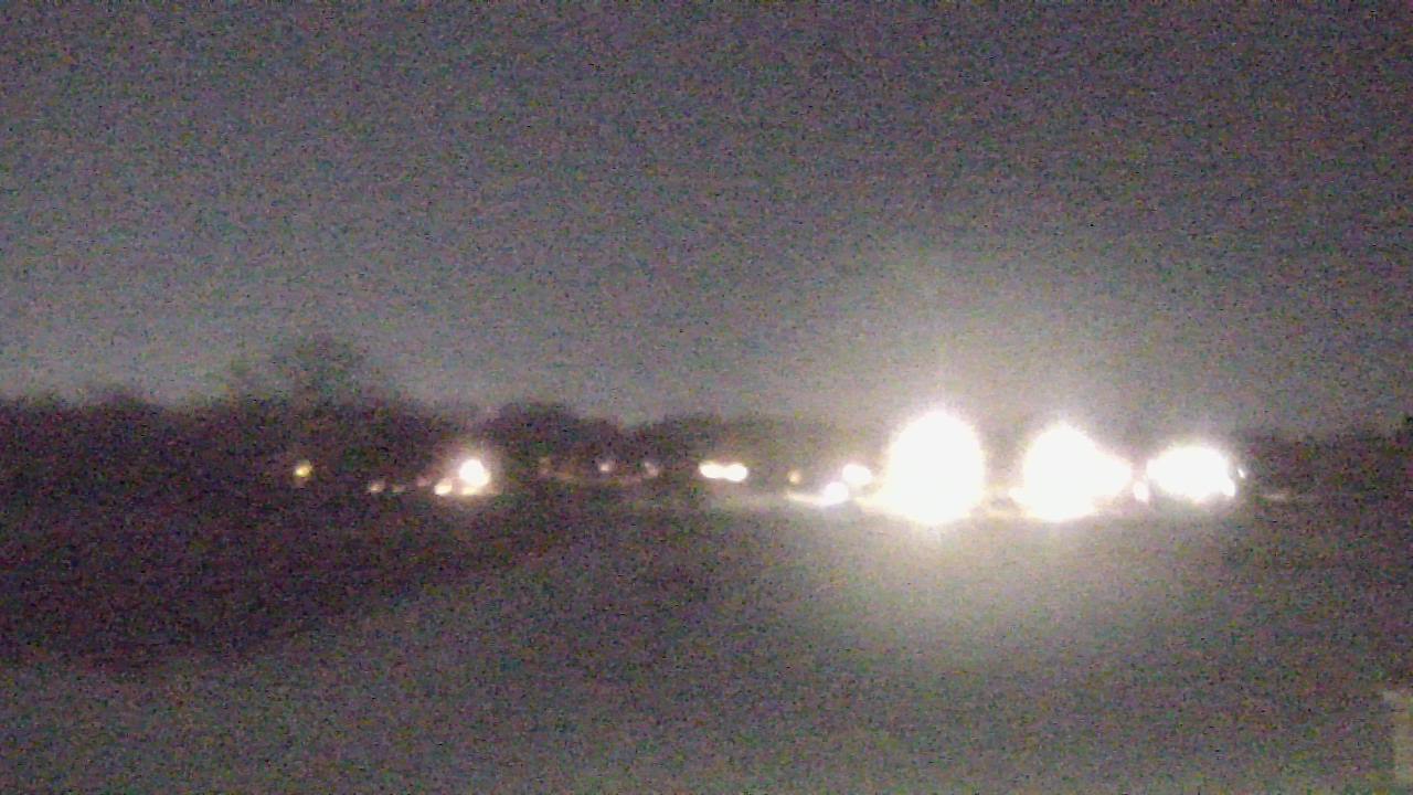 Thumbnail for current weather camera view from Shepard MS in Deerfield, Illinois