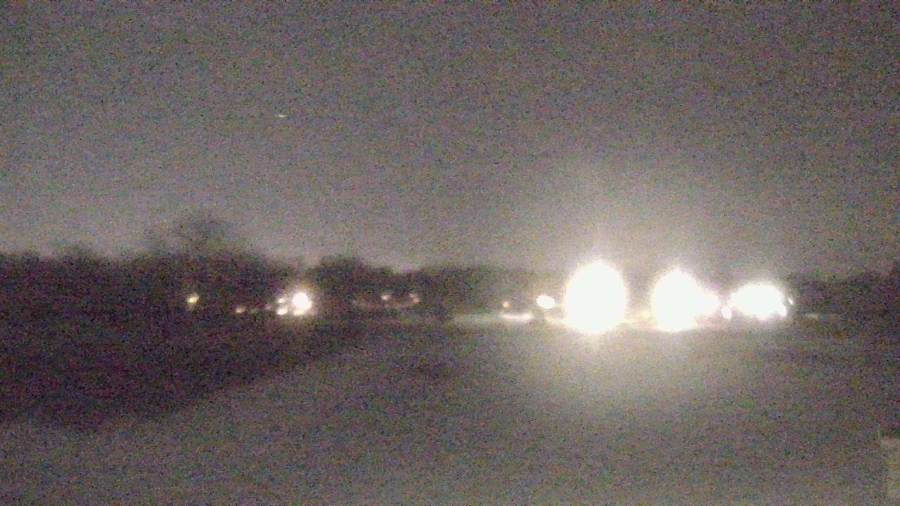 Thumbnail for current weather camera view from Shepard MS in Deerfield, Illinois