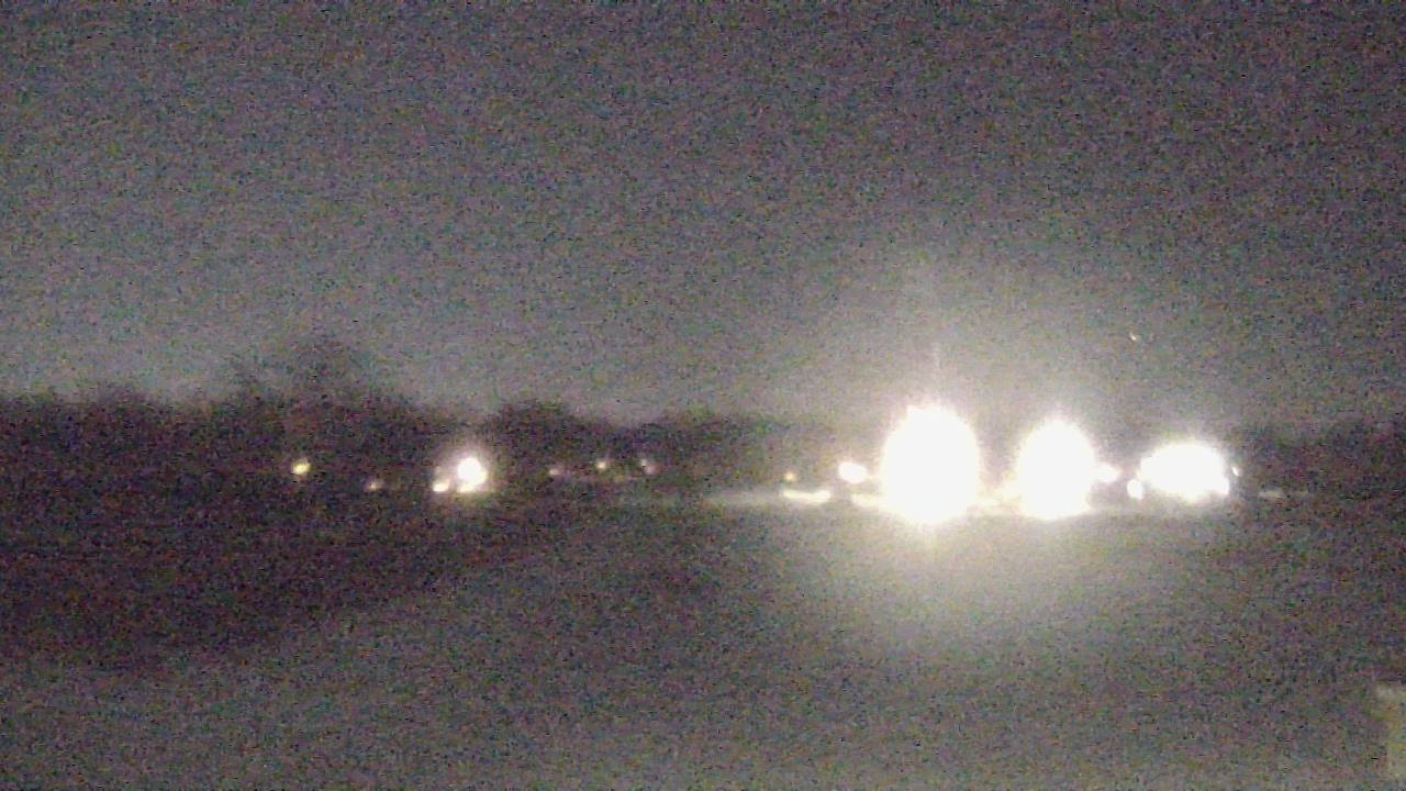 Thumbnail for current weather camera view from Shepard MS in Deerfield, Illinois