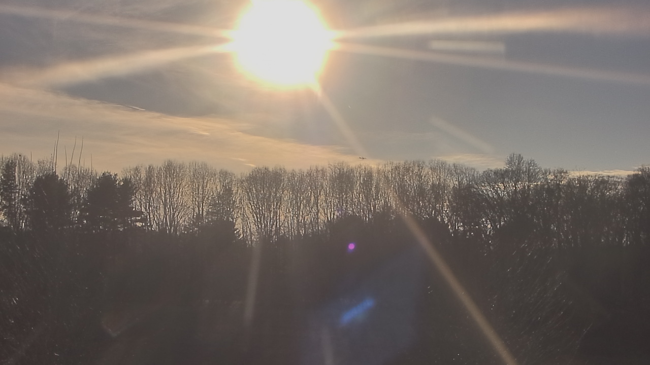 Thumbnail for current weather camera view from Mary of Nazareth School in Darnestown, Maryland