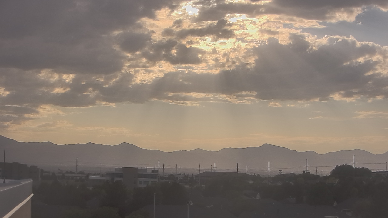 Thumbnail for current weather camera view from Juan Diego Catholic HS in Draper, Utah