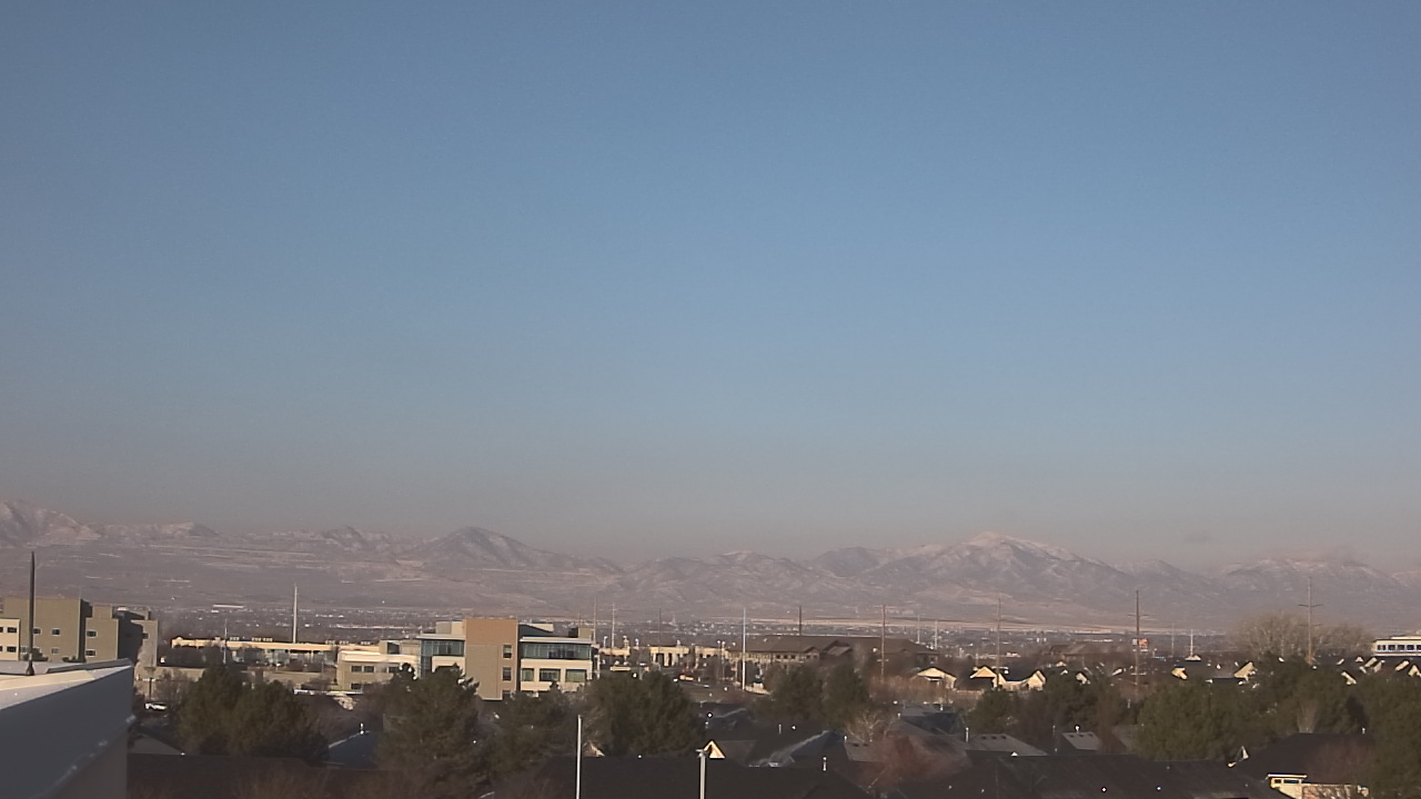 Thumbnail for current weather camera view from Juan Diego Catholic HS in Draper, Utah