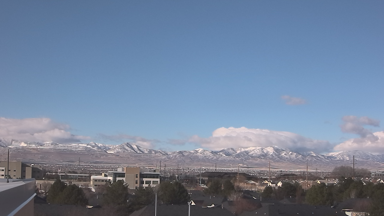 Thumbnail for current weather camera view from Juan Diego Catholic HS in Draper, Utah