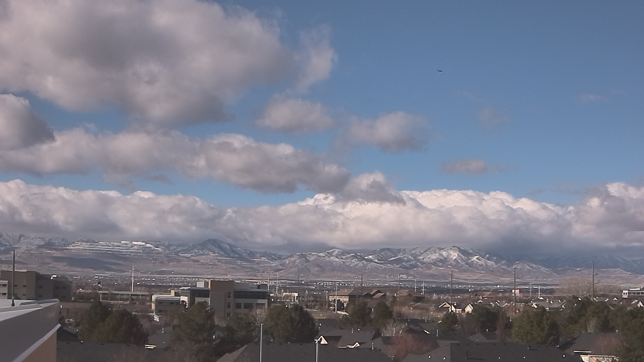 Thumbnail for current weather camera view from Juan Diego Catholic HS in Draper, Utah