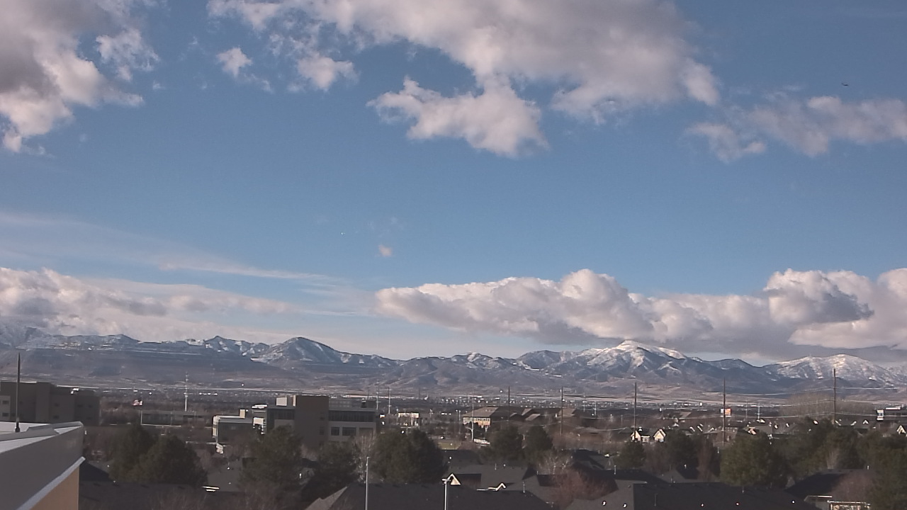 Thumbnail for current weather camera view from Juan Diego Catholic HS in Draper, Utah