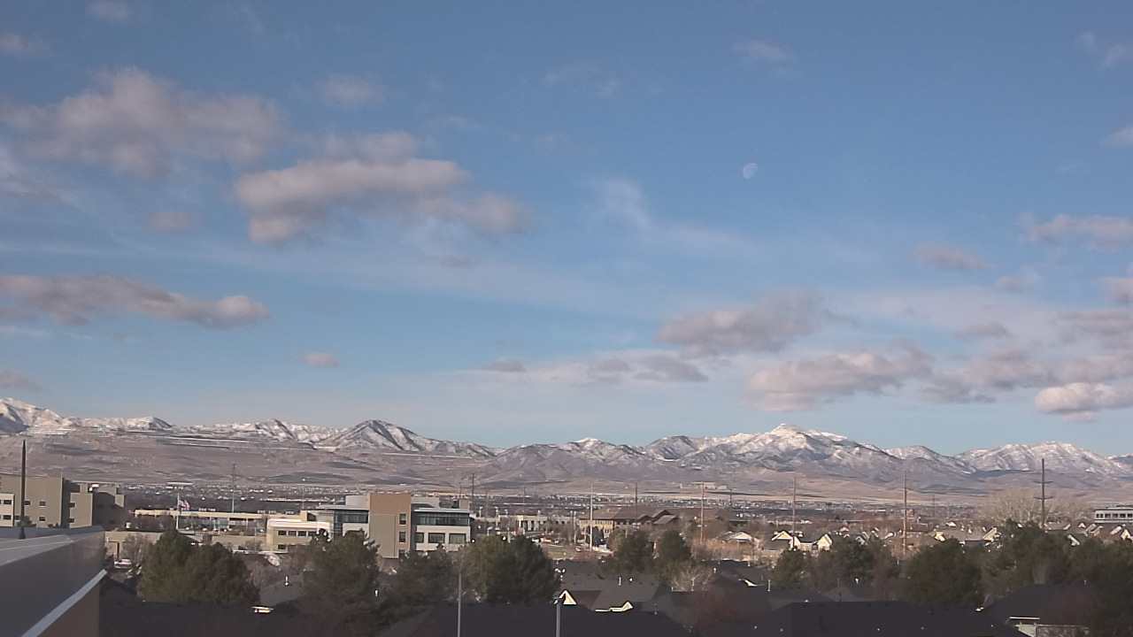 Thumbnail for current weather camera view from Juan Diego Catholic HS in Draper, Utah