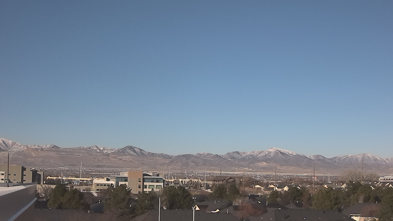 Thumbnail for current weather camera view from Juan Diego Catholic HS in Draper, Utah