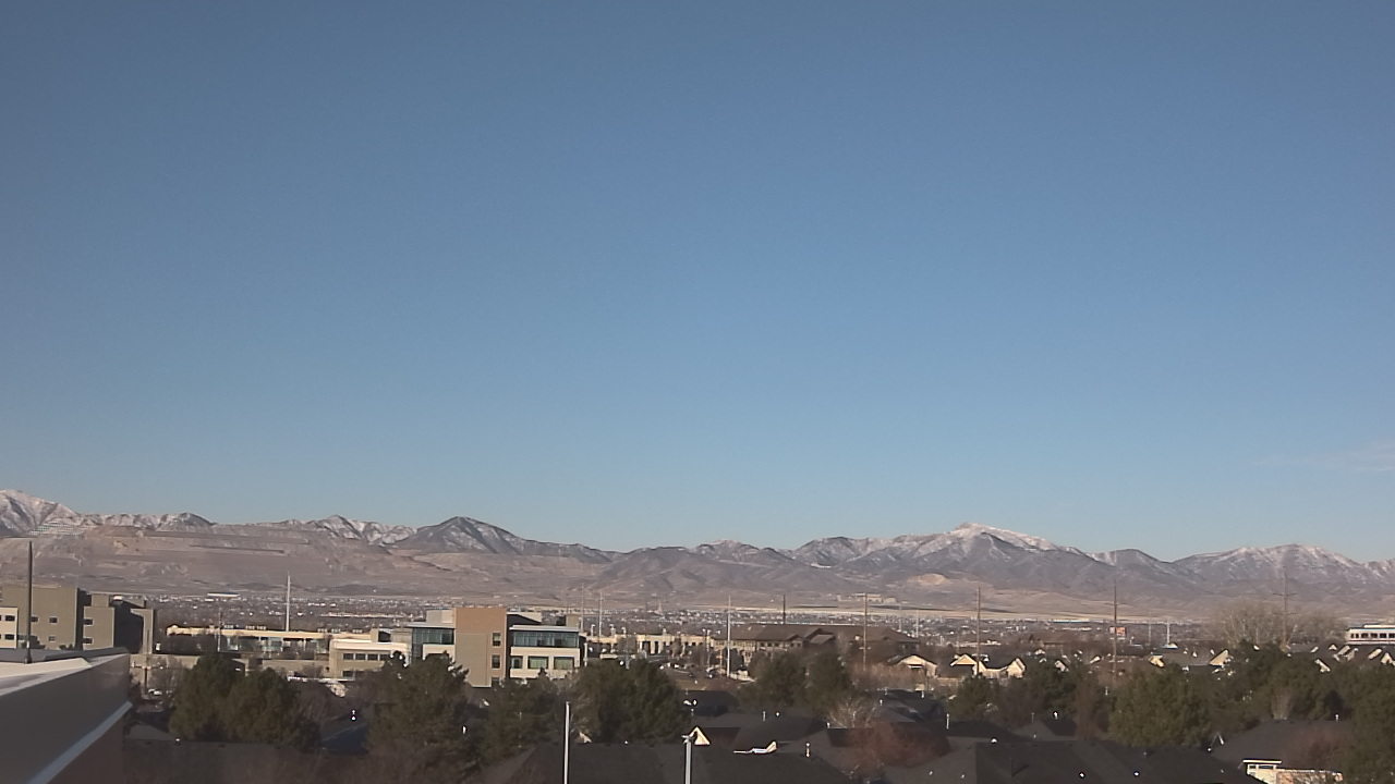 Thumbnail for current weather camera view from Juan Diego Catholic HS in Draper, Utah