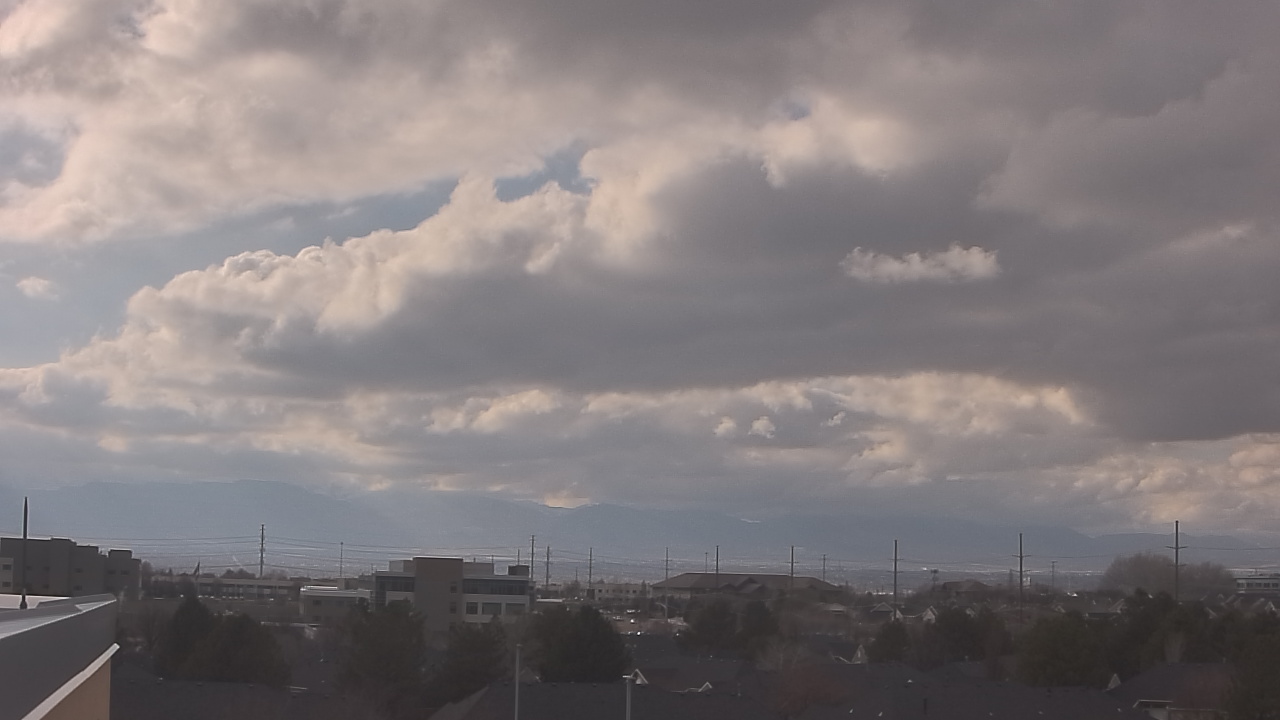 Thumbnail for current weather camera view from Juan Diego Catholic HS in Draper, Utah