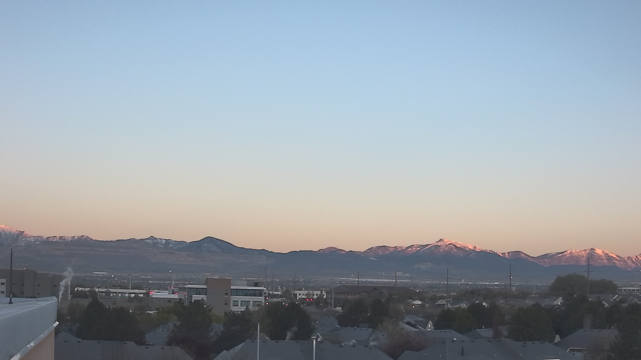 Thumbnail for current weather camera view from Juan Diego Catholic HS in Draper, Utah