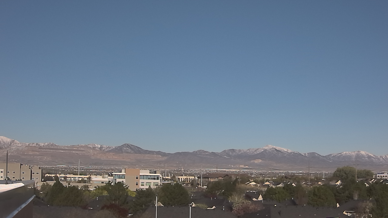 Thumbnail for current weather camera view from Juan Diego Catholic HS in Draper, Utah