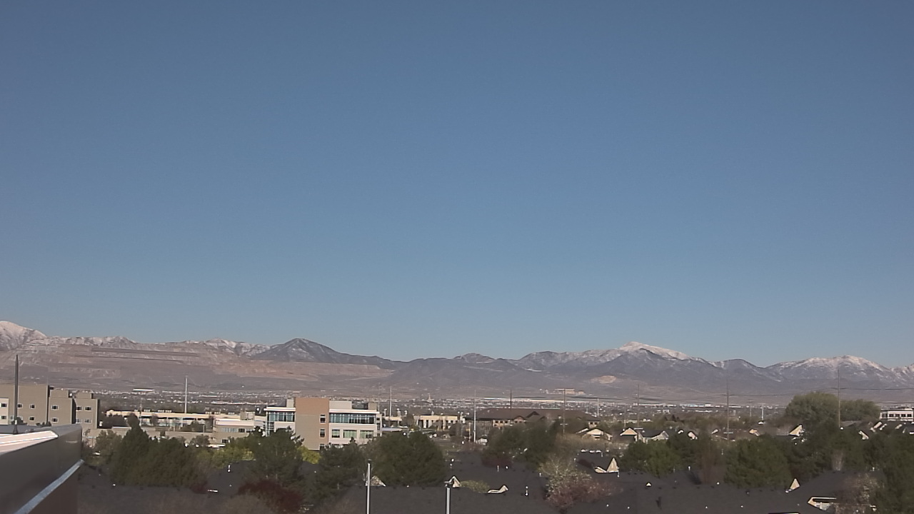 Thumbnail for current weather camera view from Juan Diego Catholic HS in Draper, Utah