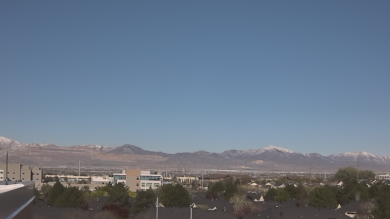 Thumbnail for current weather camera view from Juan Diego Catholic HS in Draper, Utah