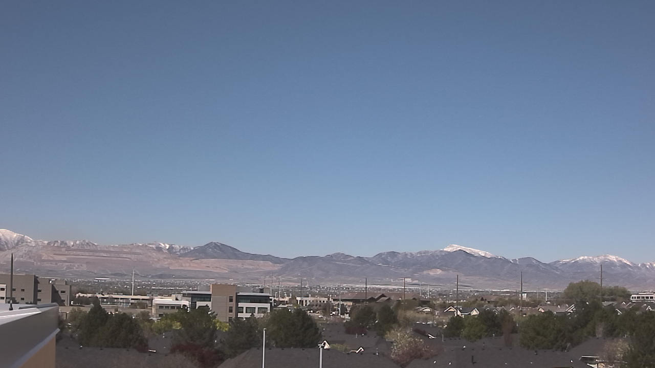 Thumbnail for current weather camera view from Juan Diego Catholic HS in Draper, Utah