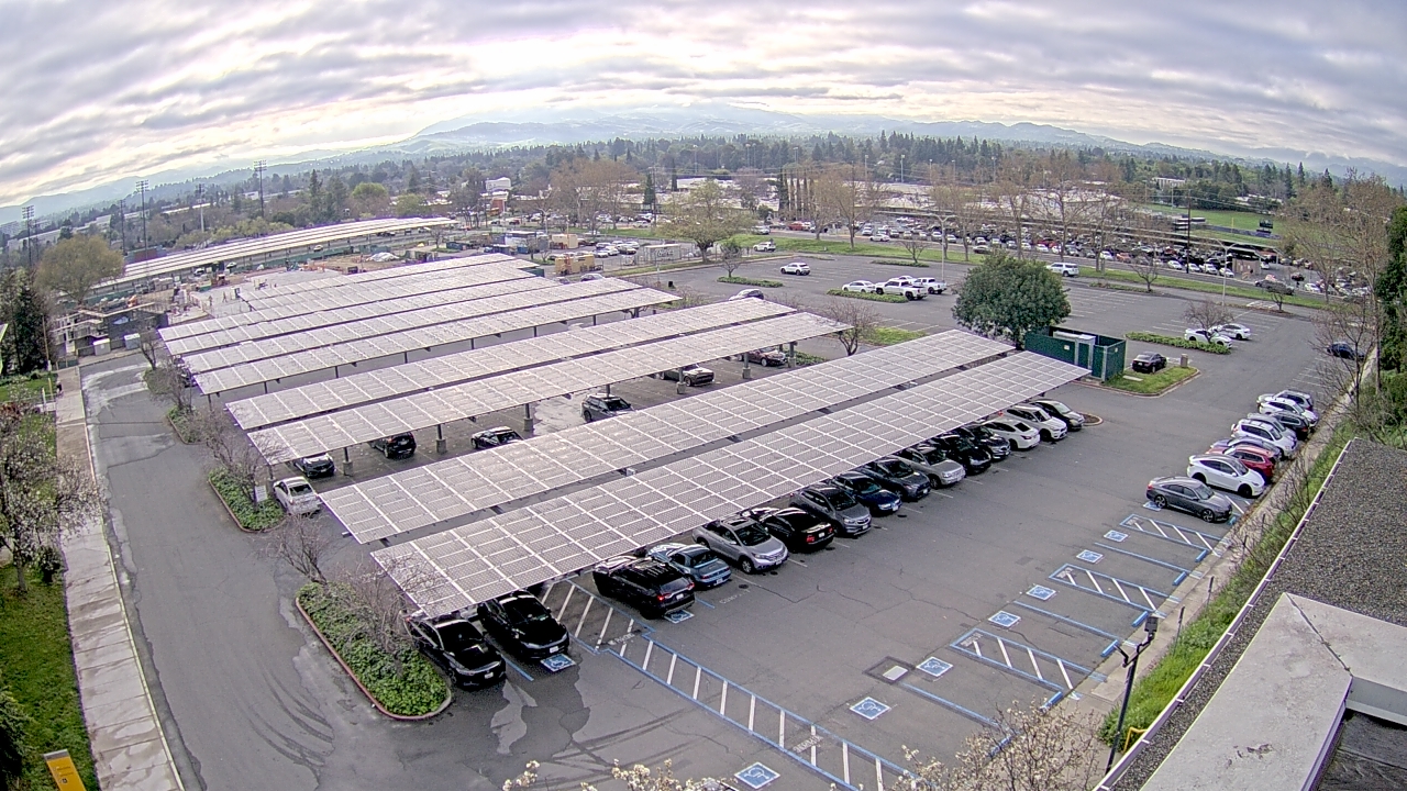 Thumbnail for current weather camera view from Diablo Valley College in Pleasant Hill, California