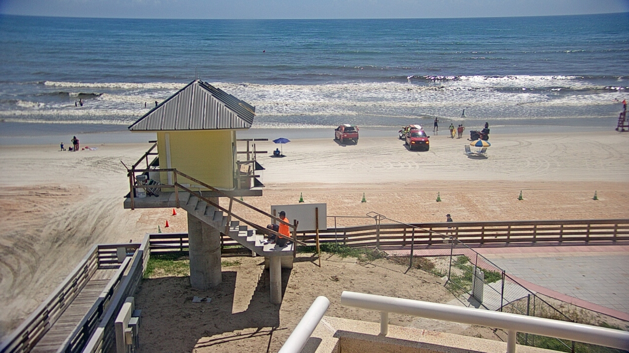 Thumbnail for current weather camera view from Volusia County Lifeguard HQ Admin Center in Daytona Beach, Florida