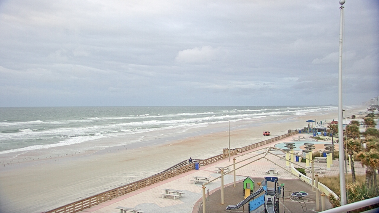 Thumbnail for current weather camera view from Volusia County Lifeguard HQ Admin Center in Daytona Beach, Florida