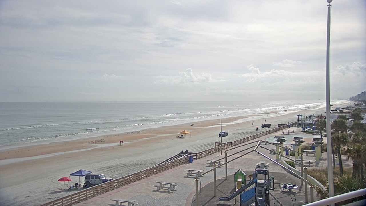 Thumbnail for current weather camera view from Volusia County Lifeguard HQ Admin Center in Daytona Beach, Florida