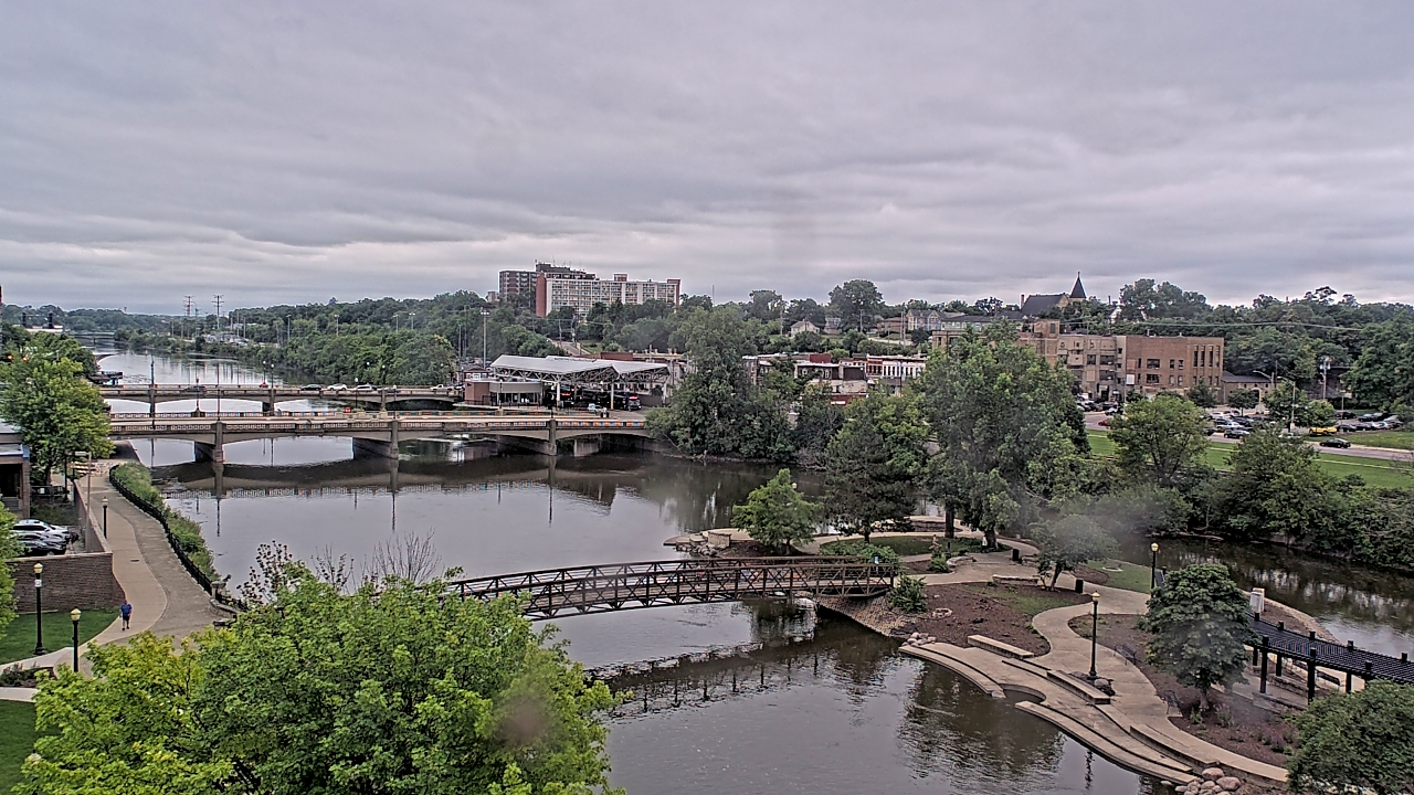 Thumbnail for current weather camera view from City of Elgin in Elgin, Illinois