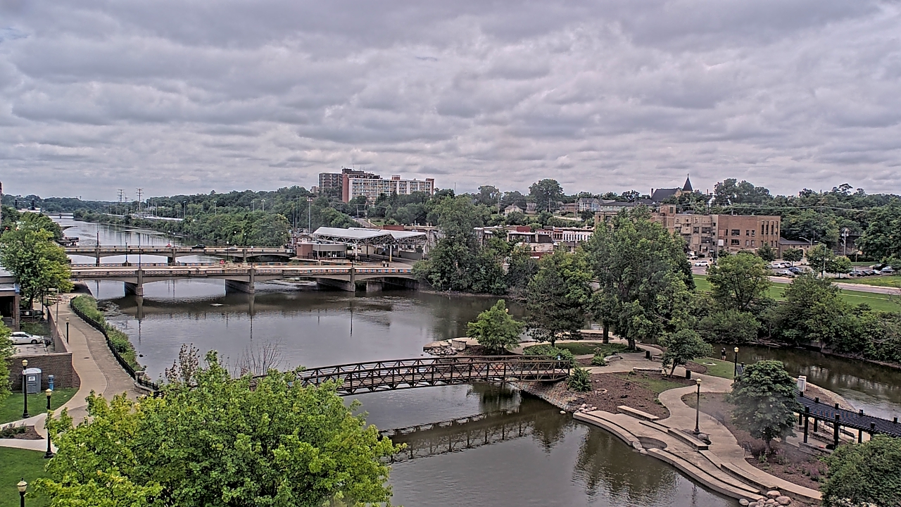 Thumbnail for current weather camera view from City of Elgin in Elgin, Illinois