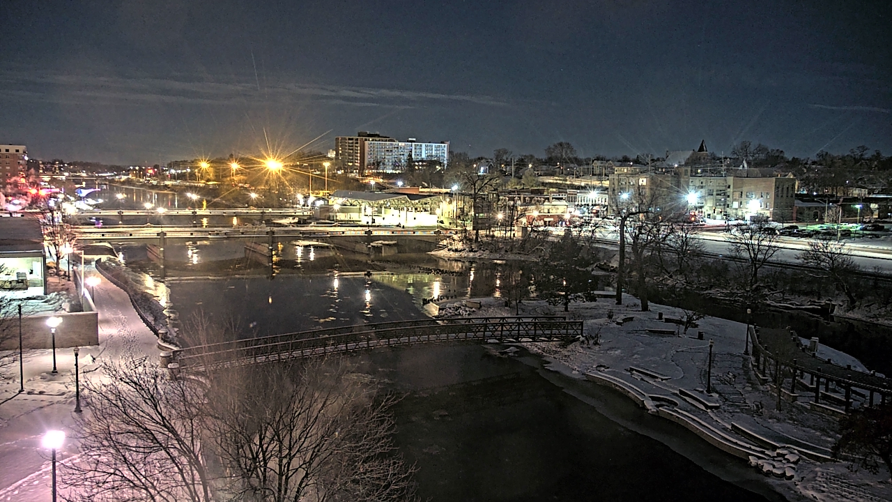 Thumbnail for current weather camera view from City of Elgin in Elgin, Illinois