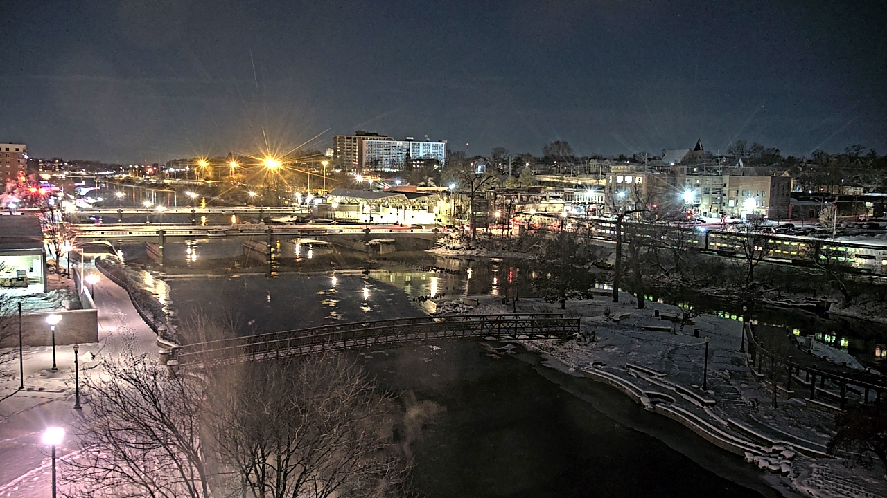 Thumbnail for current weather camera view from City of Elgin in Elgin, Illinois