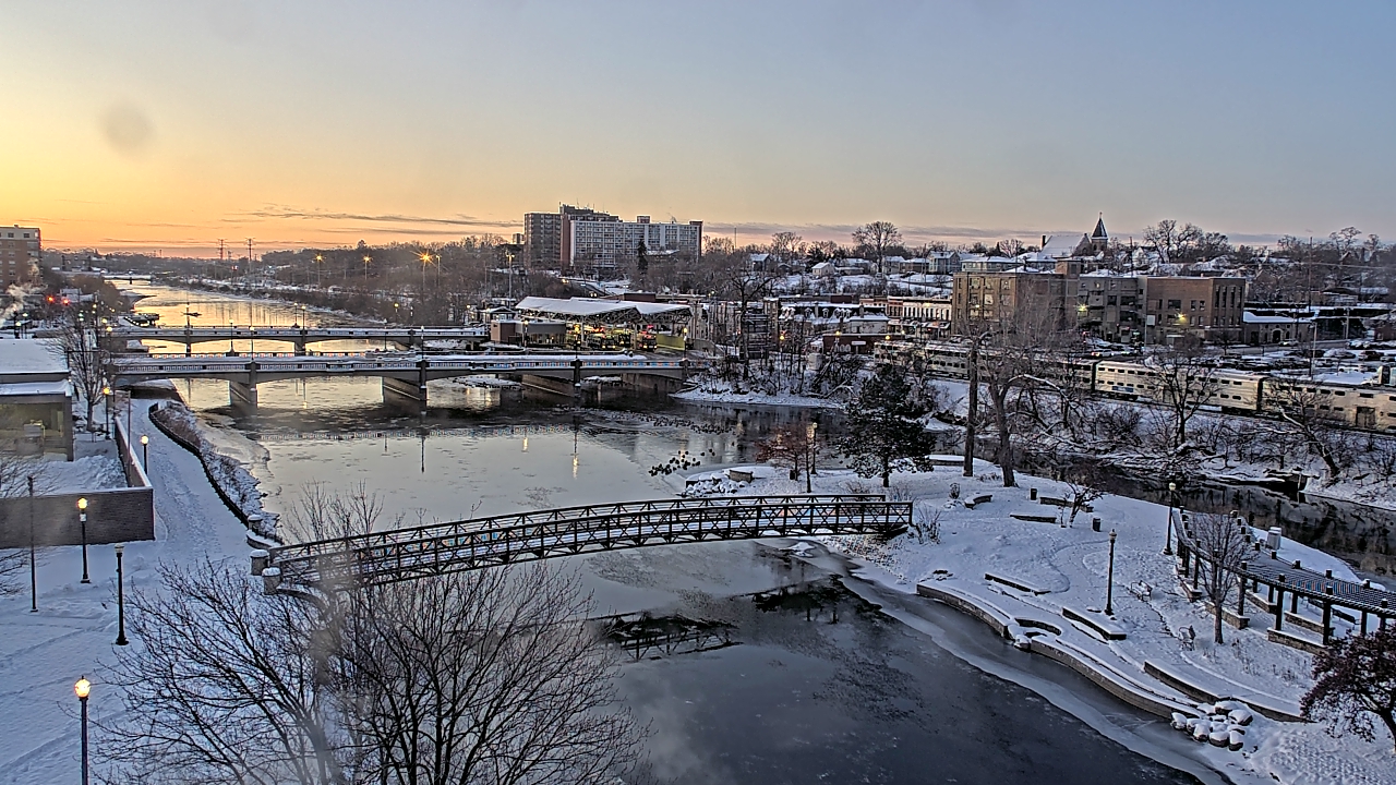 Thumbnail for current weather camera view from City of Elgin in Elgin, Illinois