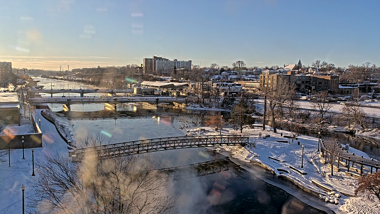 Thumbnail for current weather camera view from City of Elgin in Elgin, Illinois