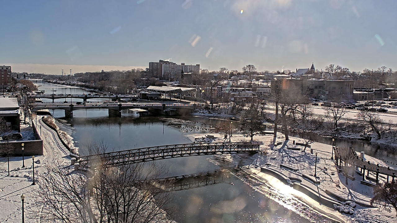 Thumbnail for current weather camera view from City of Elgin in Elgin, Illinois