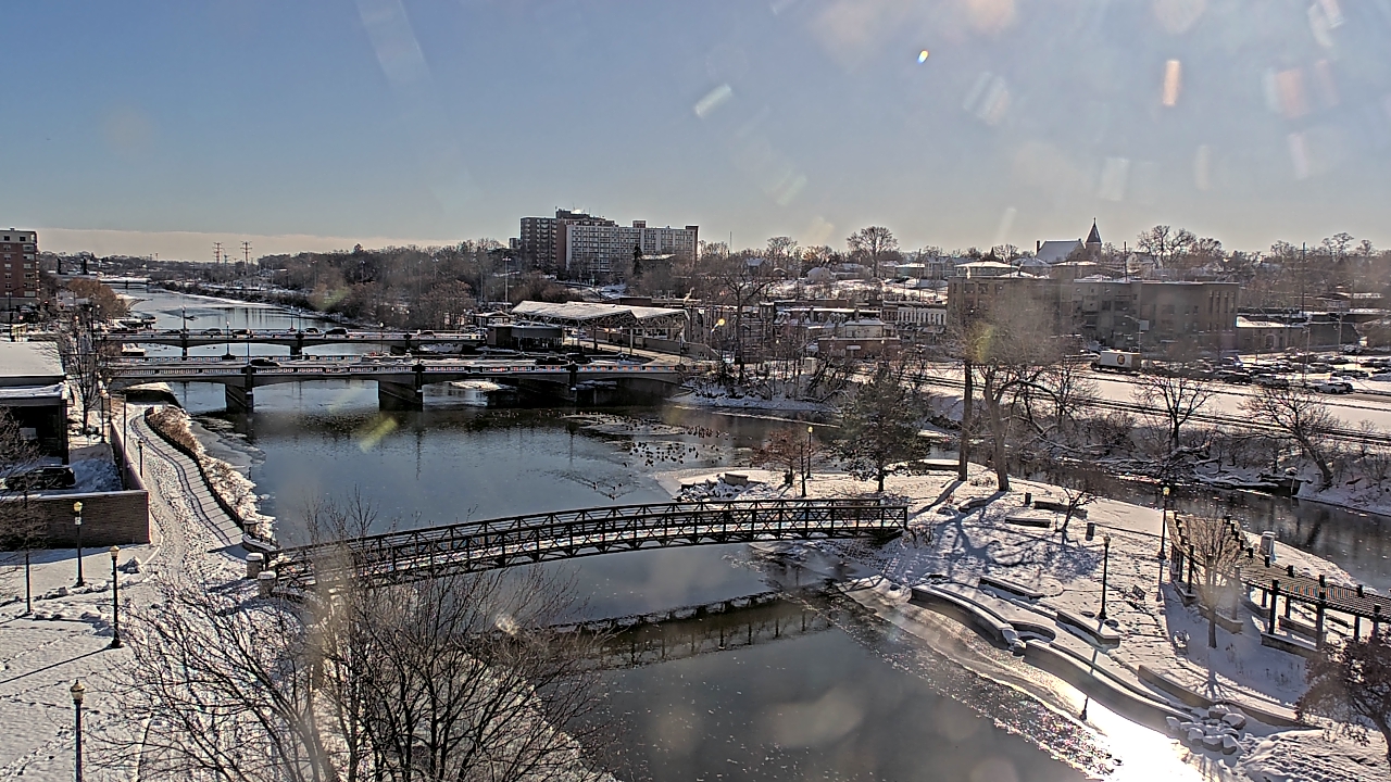 Thumbnail for current weather camera view from City of Elgin in Elgin, Illinois