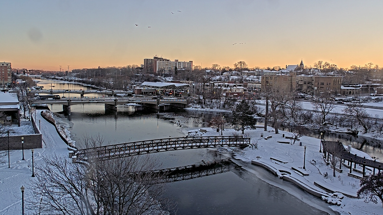 Thumbnail for current weather camera view from City of Elgin in Elgin, Illinois