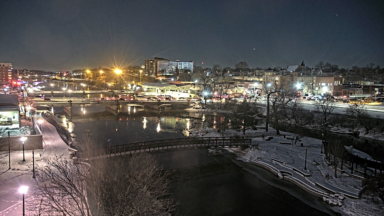 Thumbnail for current weather camera view from City of Elgin in Elgin, Illinois