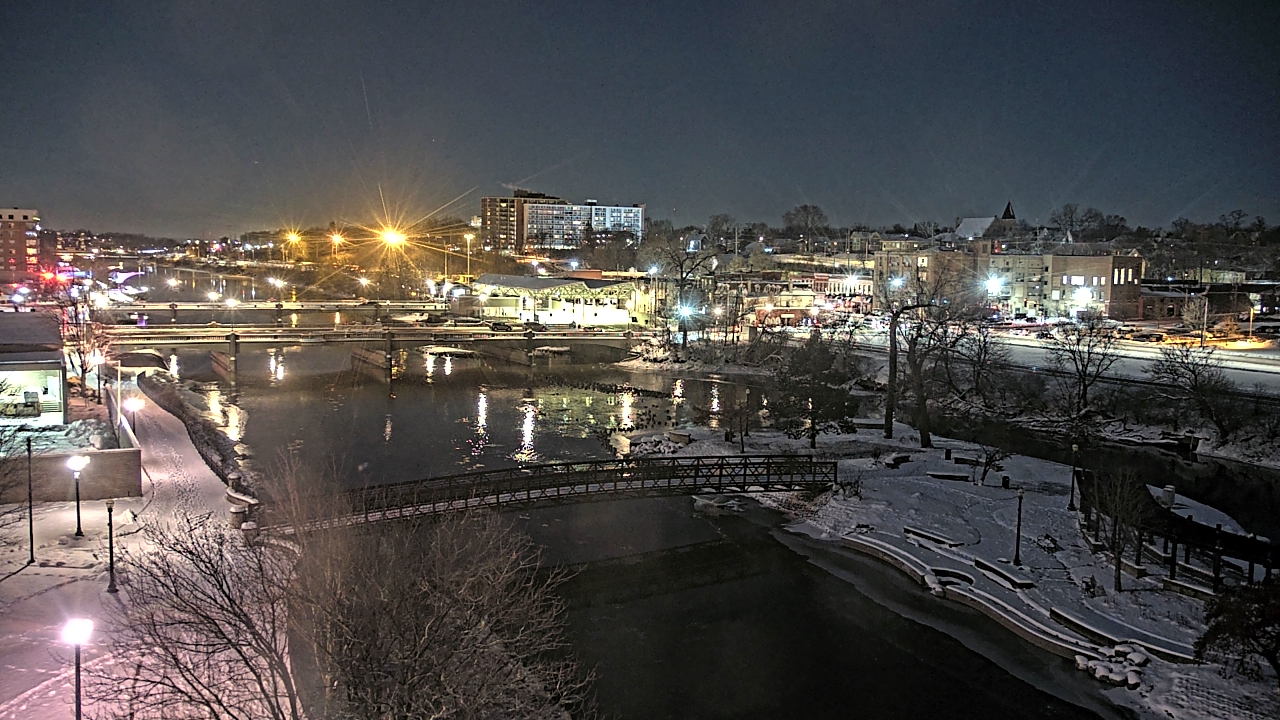 Thumbnail for current weather camera view from City of Elgin in Elgin, Illinois