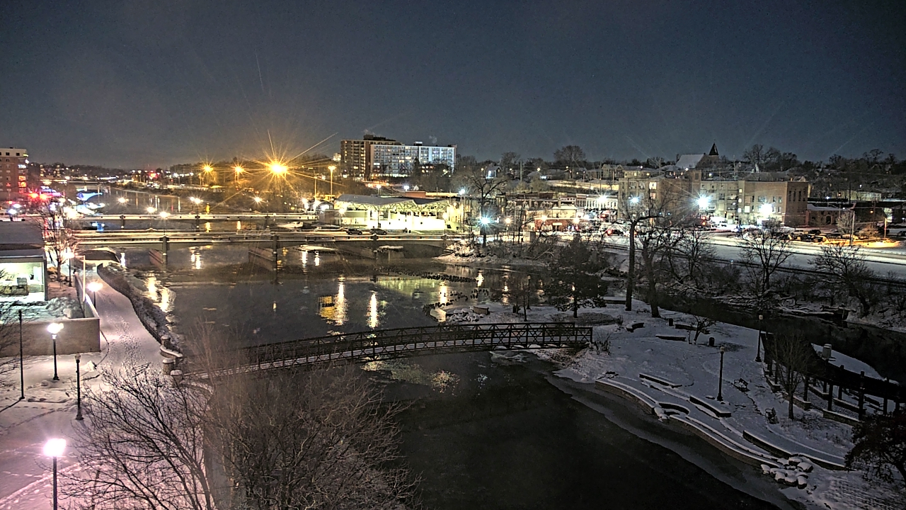 Thumbnail for current weather camera view from City of Elgin in Elgin, Illinois