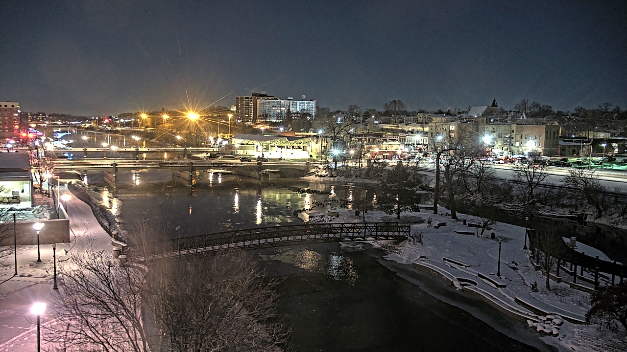 Thumbnail for current weather camera view from City of Elgin in Elgin, Illinois