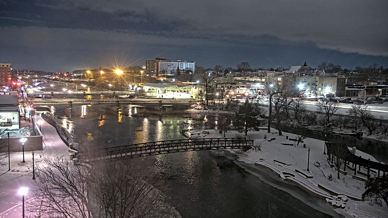 Thumbnail for current weather camera view from City of Elgin in Elgin, Illinois