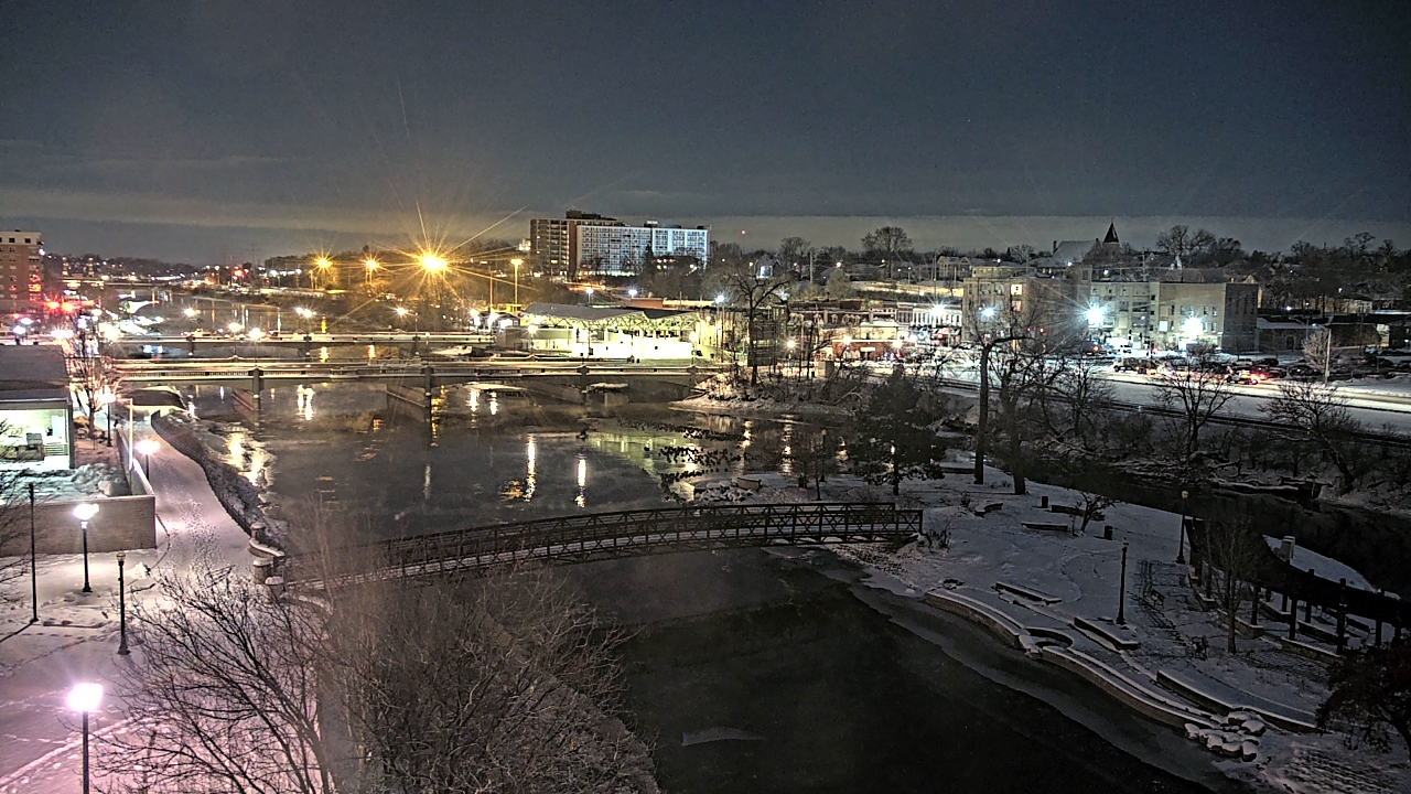 Thumbnail for current weather camera view from City of Elgin in Elgin, Illinois