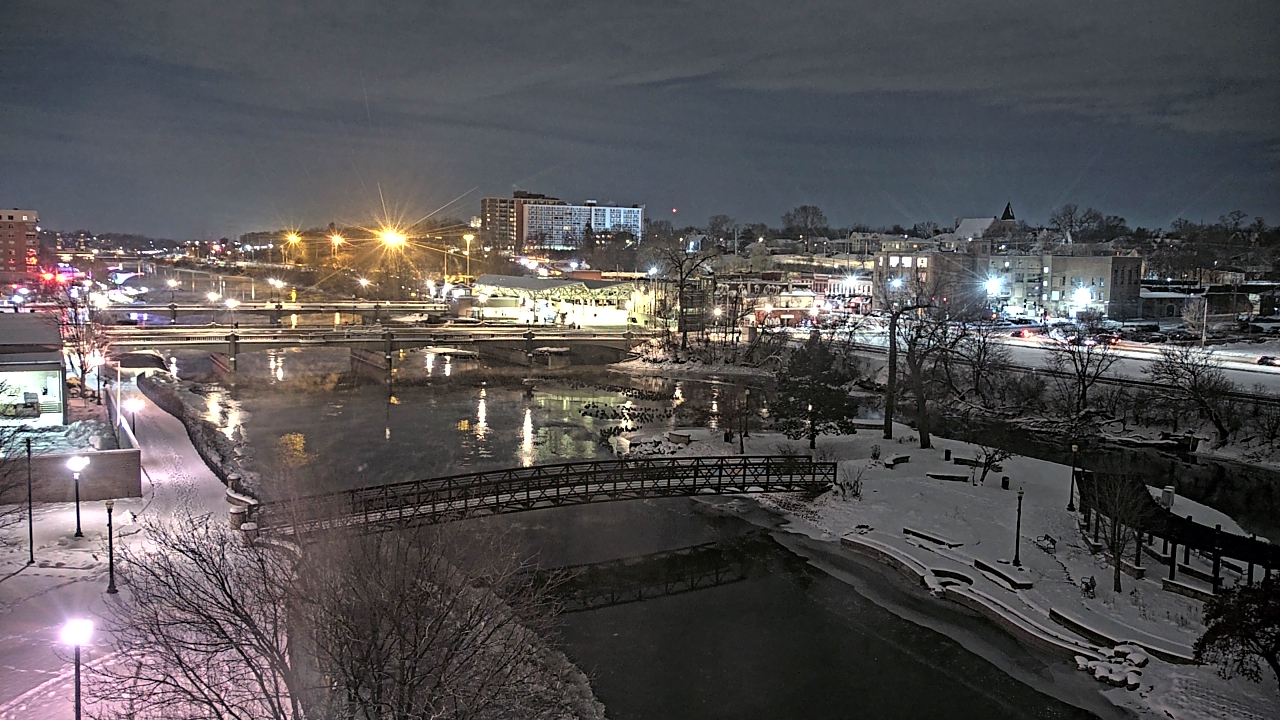 Thumbnail for current weather camera view from City of Elgin in Elgin, Illinois