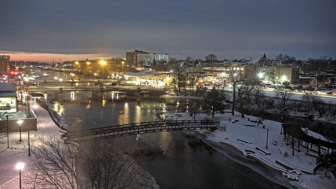 Thumbnail for current weather camera view from City of Elgin in Elgin, Illinois