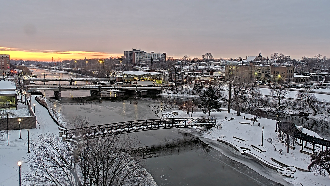 Thumbnail for current weather camera view from City of Elgin in Elgin, Illinois