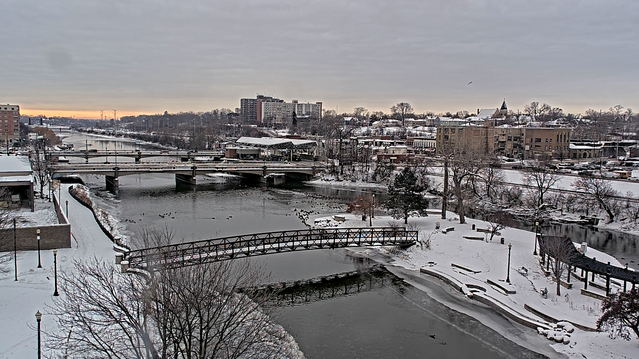 Thumbnail for current weather camera view from City of Elgin in Elgin, Illinois